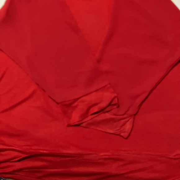 Good condition Women BrightRed T-shirt Medium - Picture 1 of 5